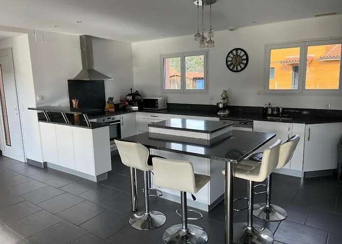 ヴィラ Lou Miqueou